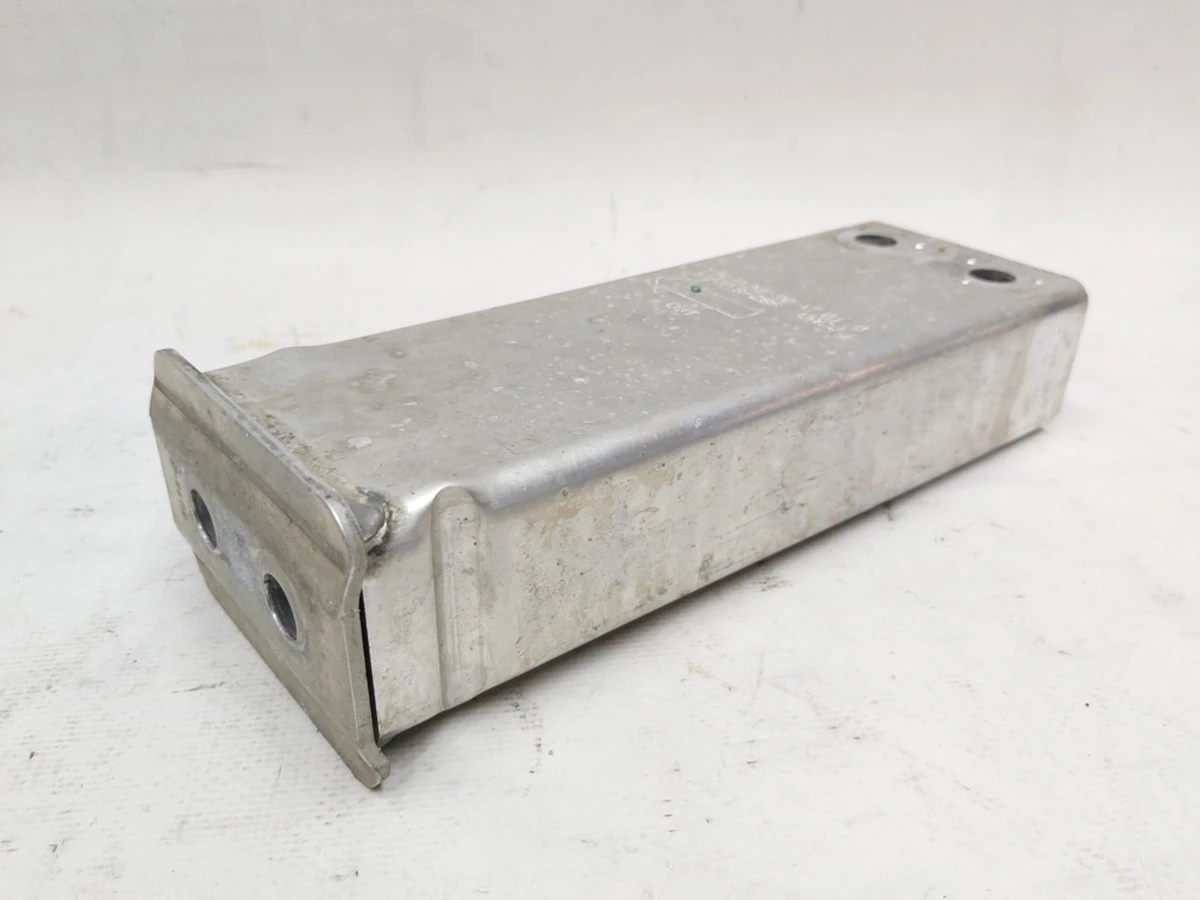 8 Стакан підрамника переднього Tesla model 3, model 3 Jan 2024, model Y 1109193-00-C