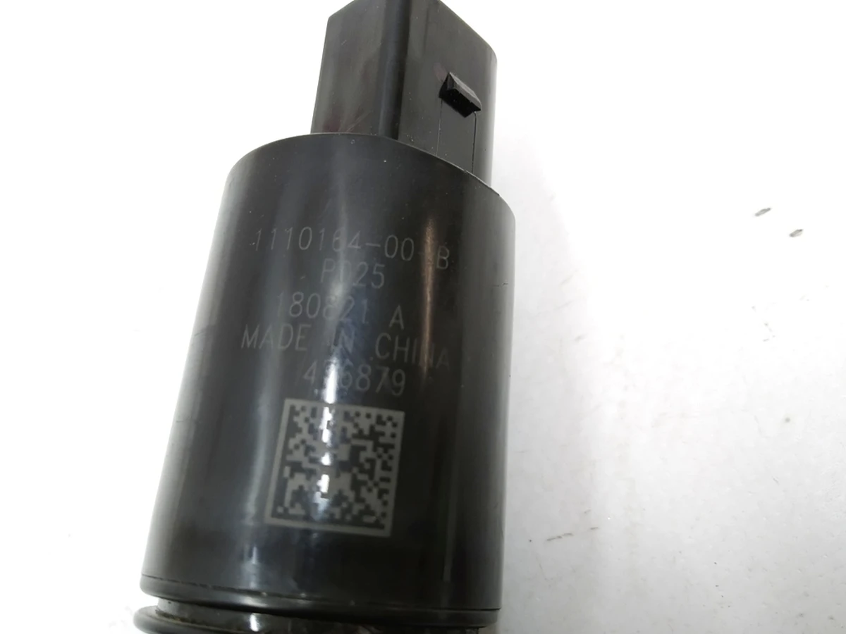 5 Насос бачка стеклоомывателя Tesla Model X, Model 3, Model Y 1110164-00-B