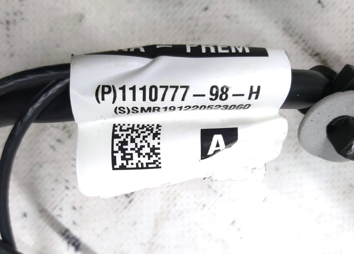 1 Дзеркало зовнішнє ліве PREMIUM PMNG у зборі Tesla model 3 1110777-96-G