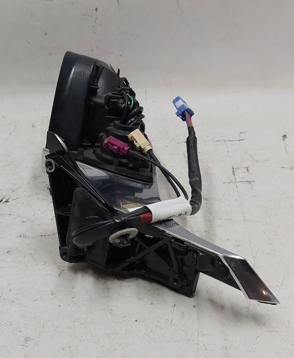 1 Дзеркало зовнішнє ліве PREMIUM (без дзеркального елемента та верхньої накладки) Tesla model 3 1110777-96-G