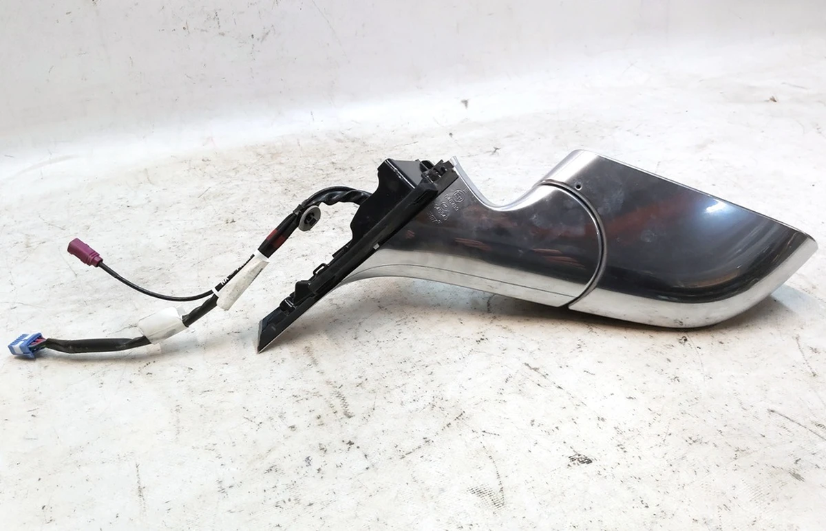 2 Дзеркало зовнішнє праве PREMIUM (без верхньої накладки) Tesla model 3 1110778-96-G