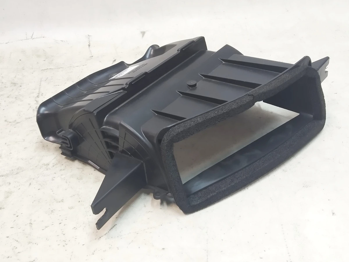 Inlet duct upper Tesla Model X 1116133