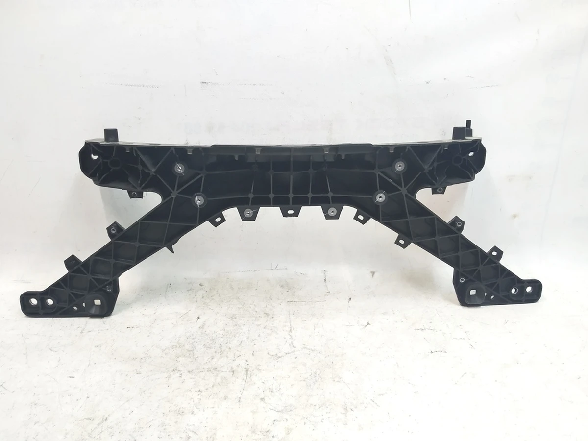 1 Панель радиаторов (пластик) повреждение Tesla Model 3 1110240-00-B