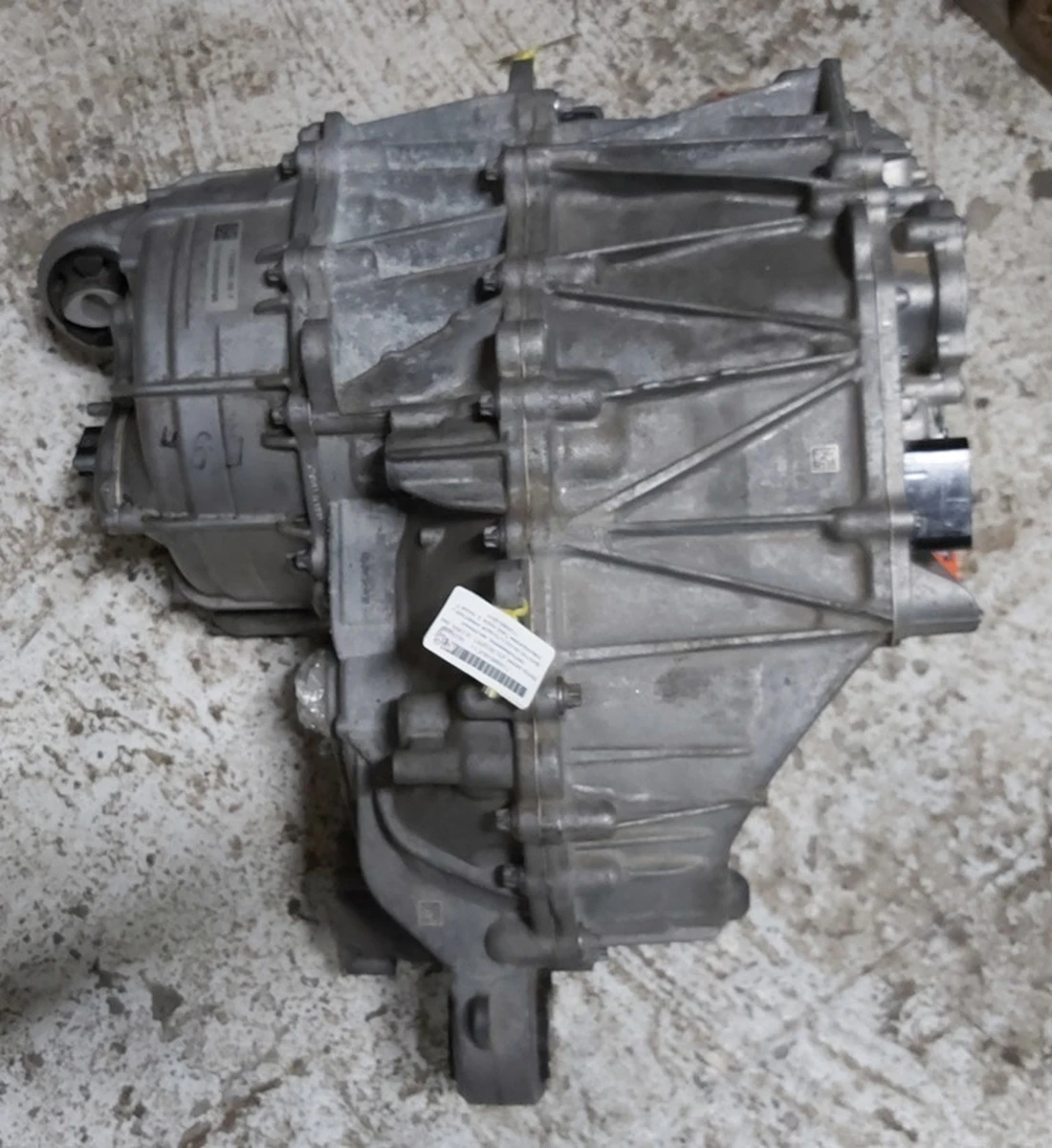 1 ASY,M3,FRONT 3DU,GLOBAL without heat exchanger, oil filter and pump, inverter fittings Tesla model 3, model Y 1120960