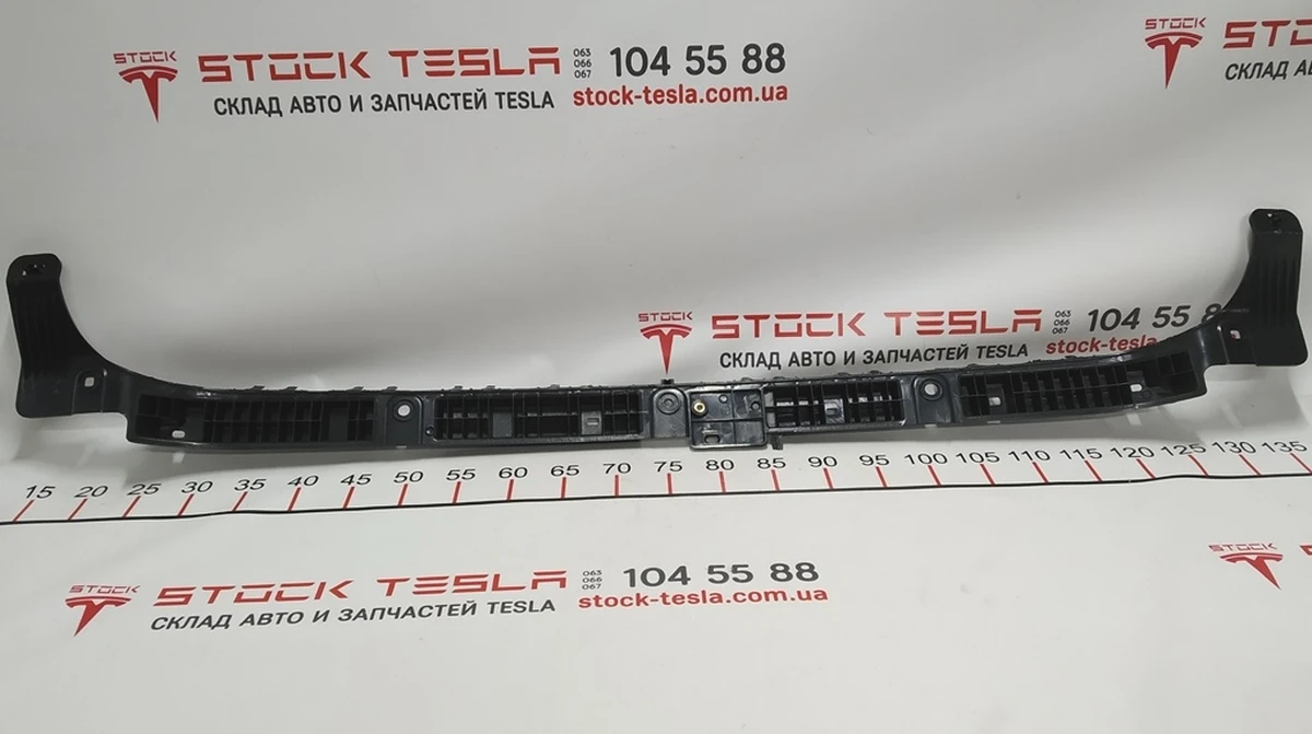 10 Кронштейн заднього бампера центральний NEW Tesla model 3 1121191-00-E