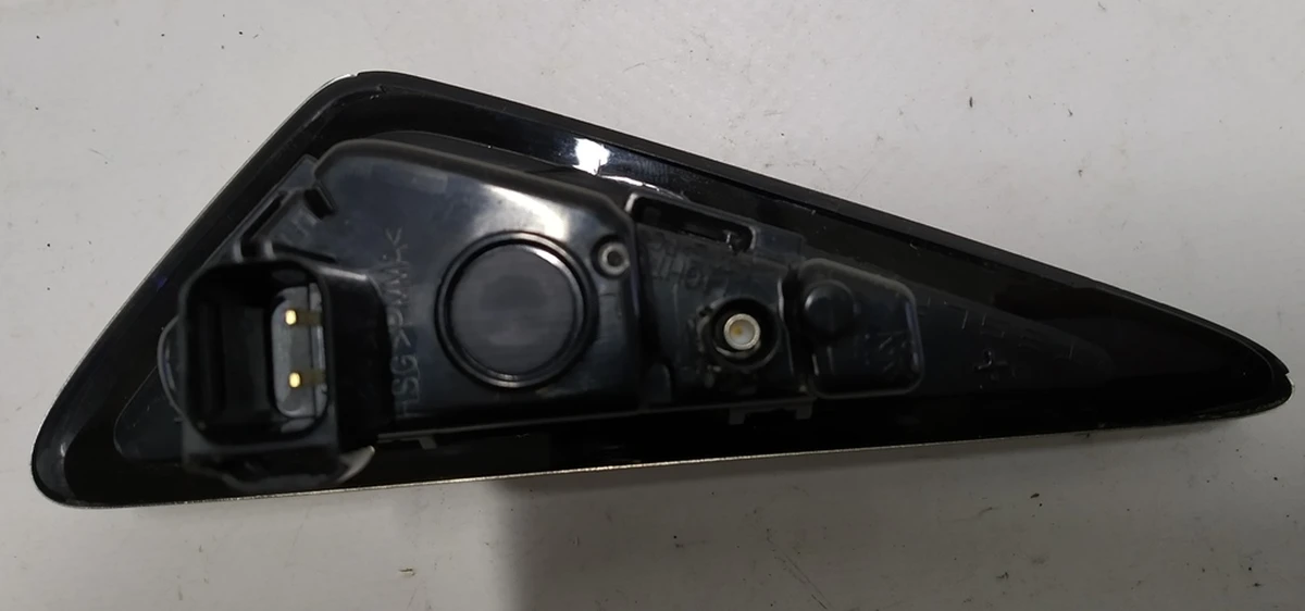 6 Повторитель поворота левый (камера) АП2,5 Tesla model S REST, Tesla model X 1125106-00-E