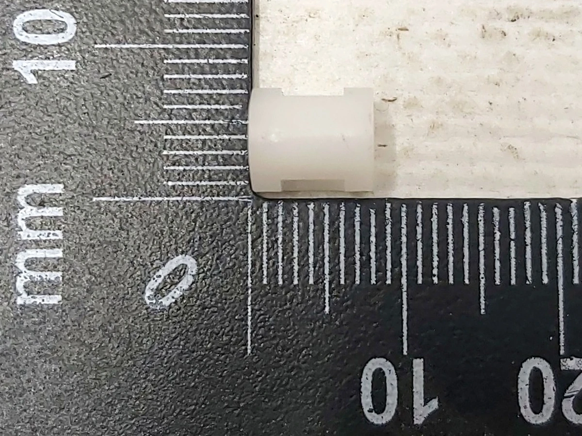 13 Кліпса кронштейна панелі щіток склоочисника Tesla model 3 1125147-00-A