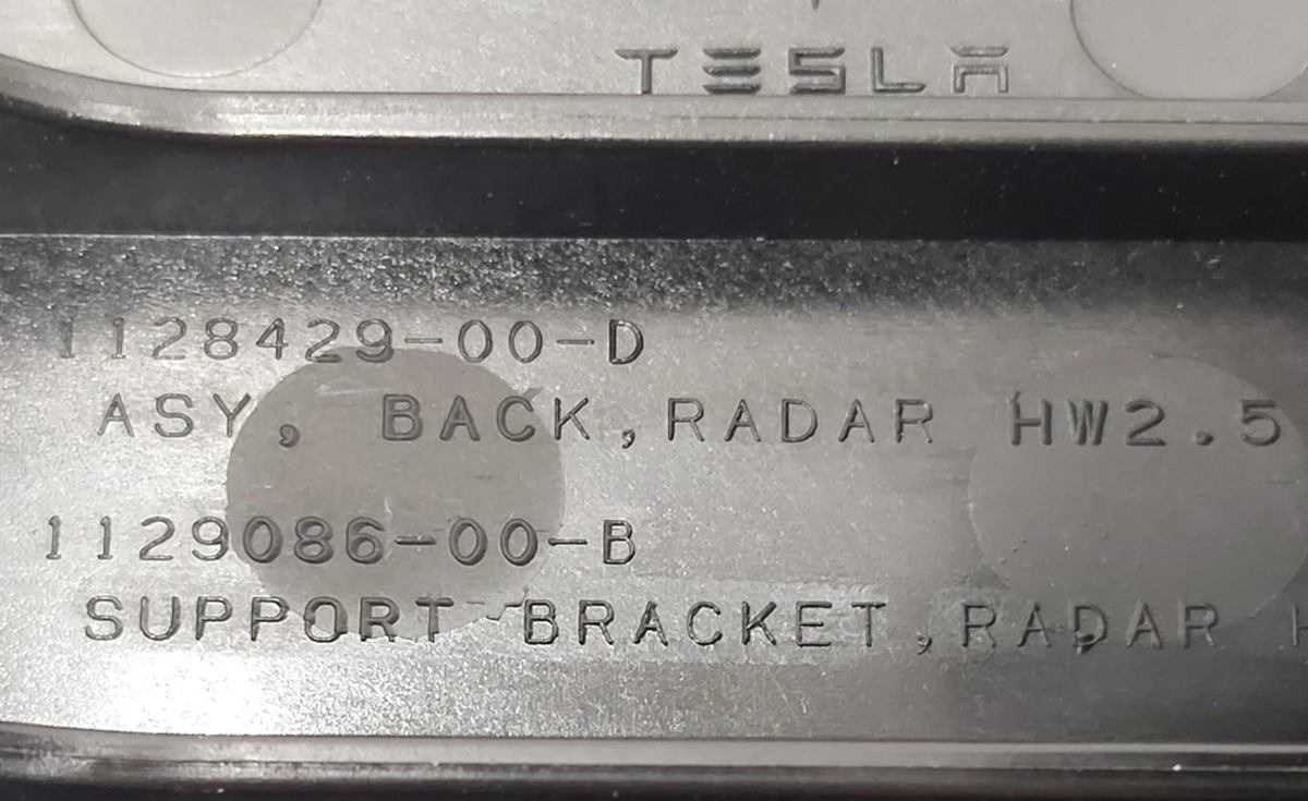 7 Кронштейн радара автопілота АП2.5 NEW Tesla model X 1128429-00-D