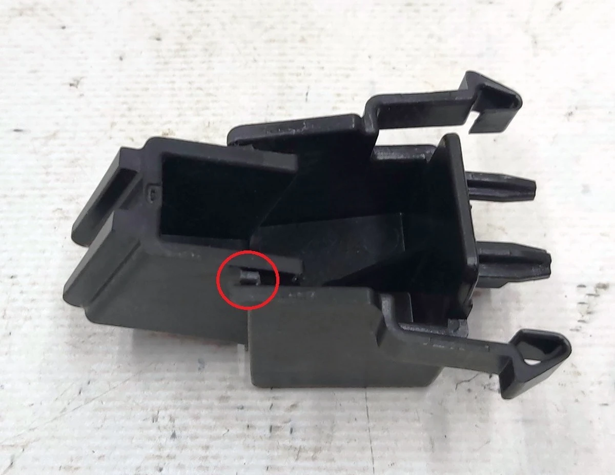 14 Frunk clip reinforcement damaged Tesla Model 3 1131205-00-C