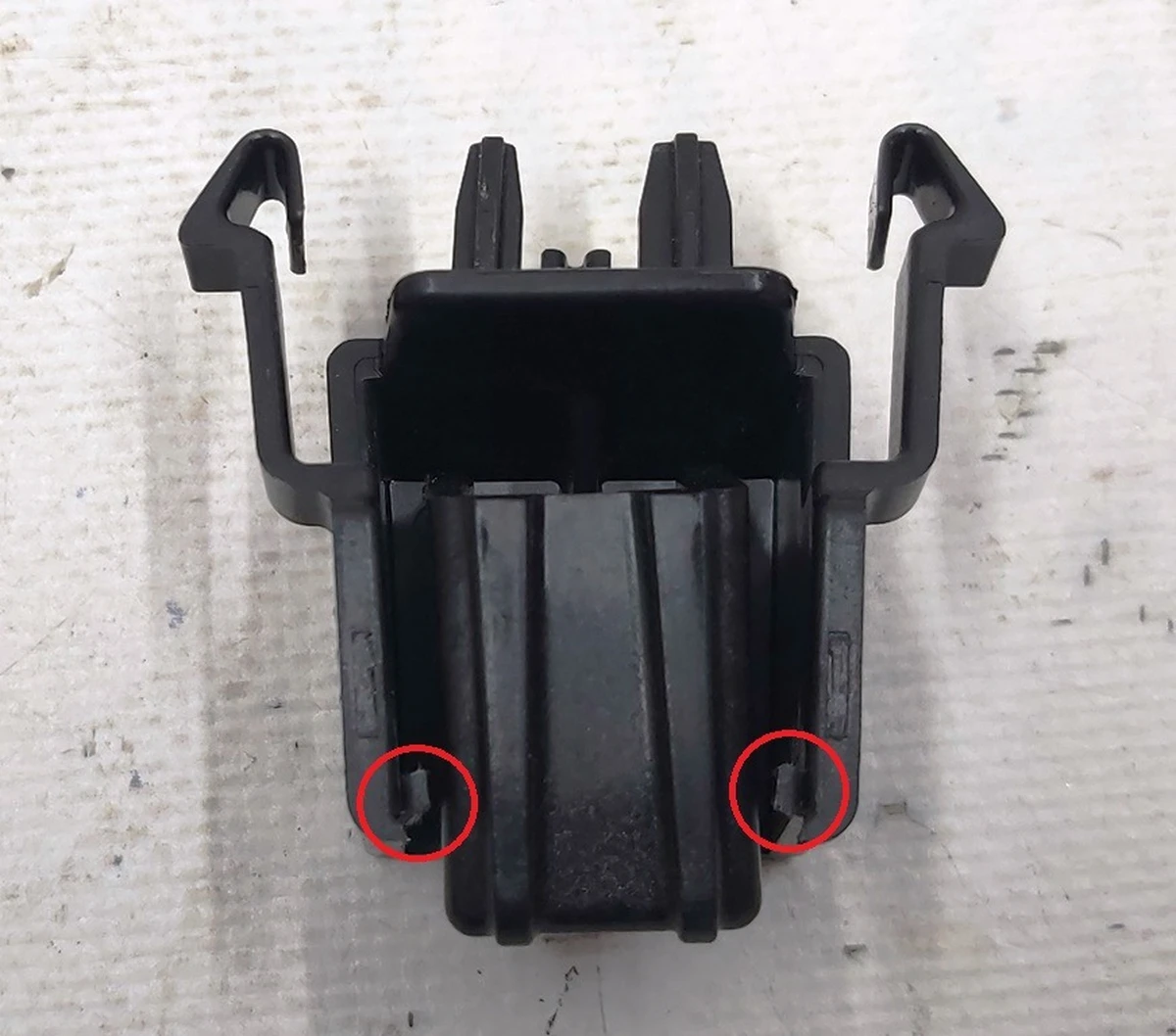 14 Frunk clip reinforcement damaged Tesla Model 3 1131205-00-C