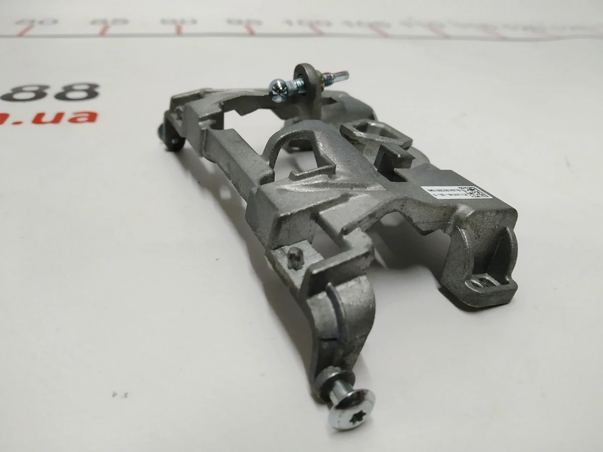 1 Adjustable Trilobe Bracket Assembly Tesla model 3 1132891-00-D