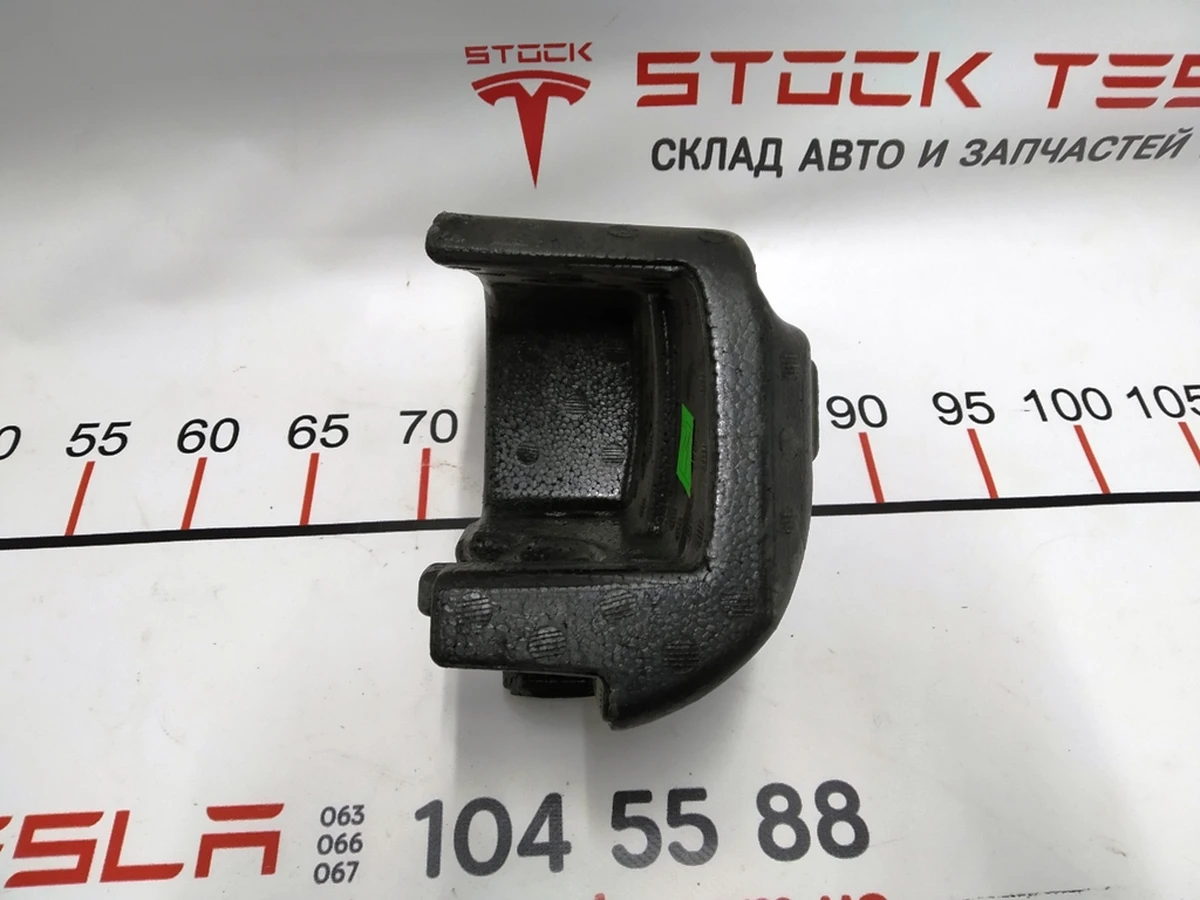 9 SECOND ROW ANCILLARY BAY HIGH VOLTAGE CAP EPP Tesla Model 3, Model 3 Jan 2024 1133020-00-D