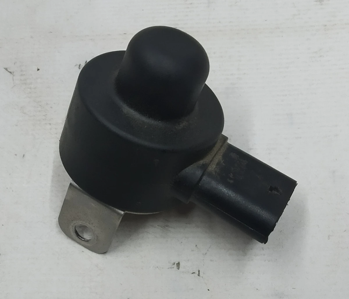 2 Heat Exchanger / Chiller Valve Needle (Magnetic Type) Tesla Model 3 1133855-00-B