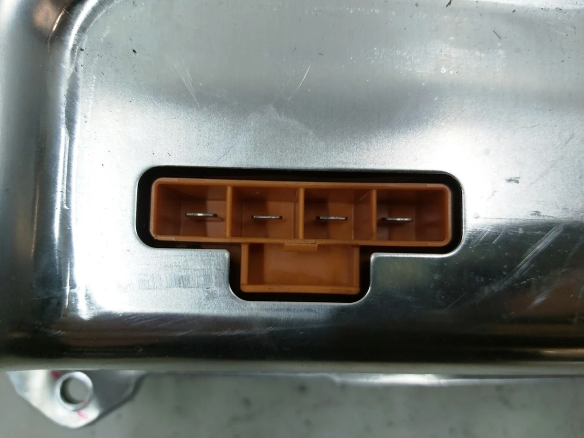 Перетворювач енергії (конвертер) PCS, 48A, 1PH Tesla model 3, model Y 1135558-00-D