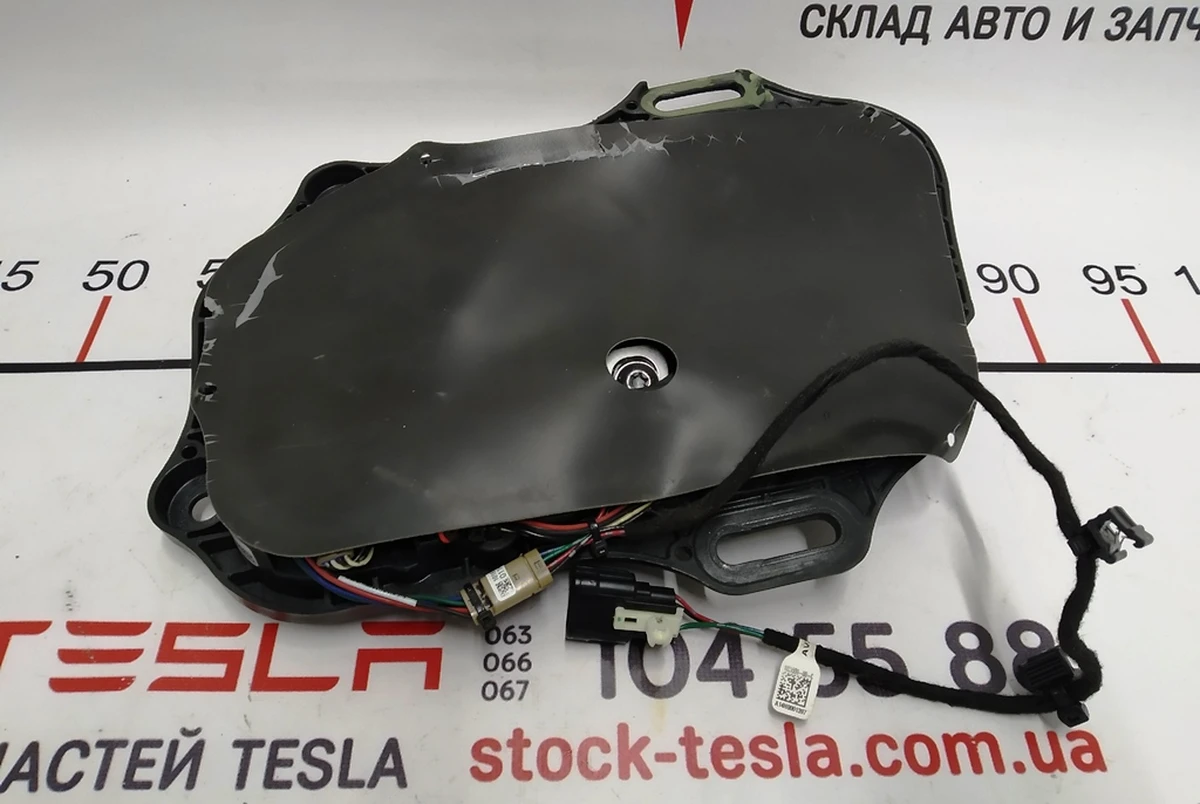 1 Outer rear right handle mechanism assembly GEN 1 Tesla model S 1135723-S0-A