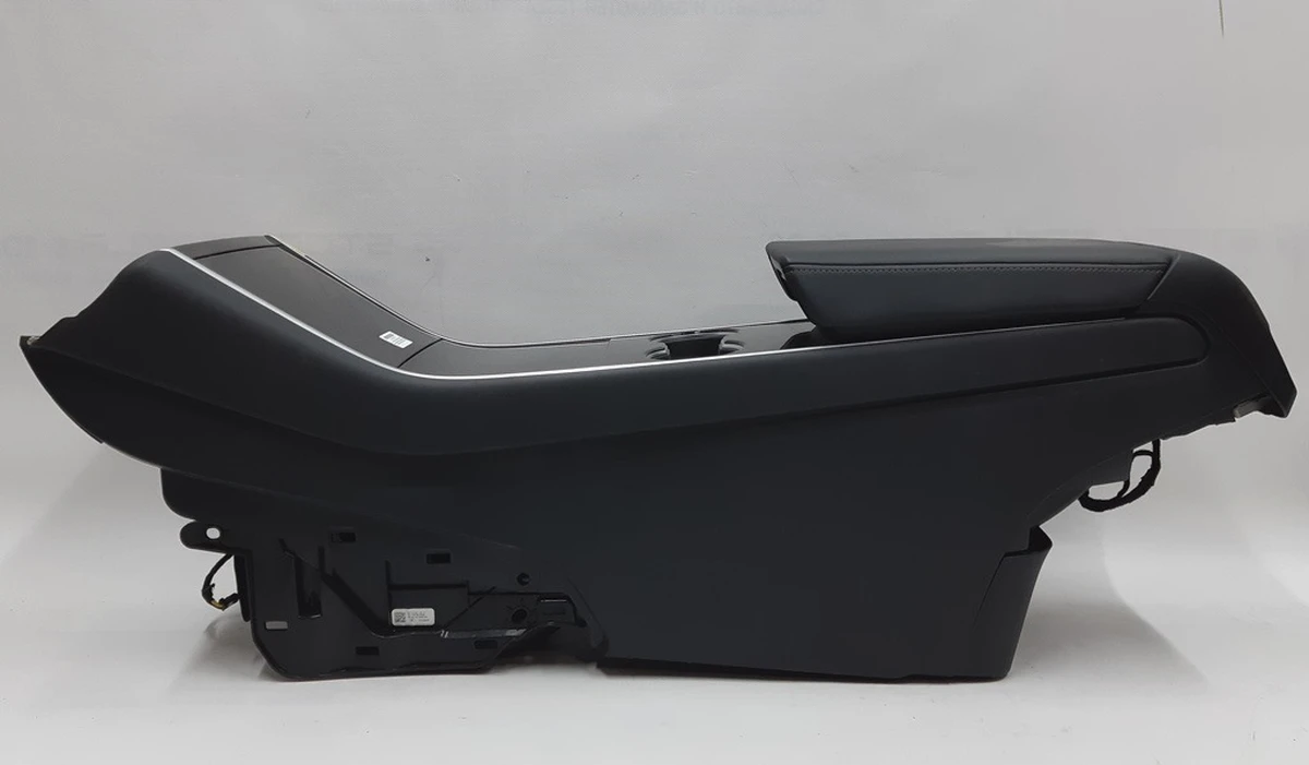 1 Центральна консоль підлокітник Black підсклянник Plastic Black без задньої верхньої кришки та килимка для телефонів Tesla model 3 1087900-00-E