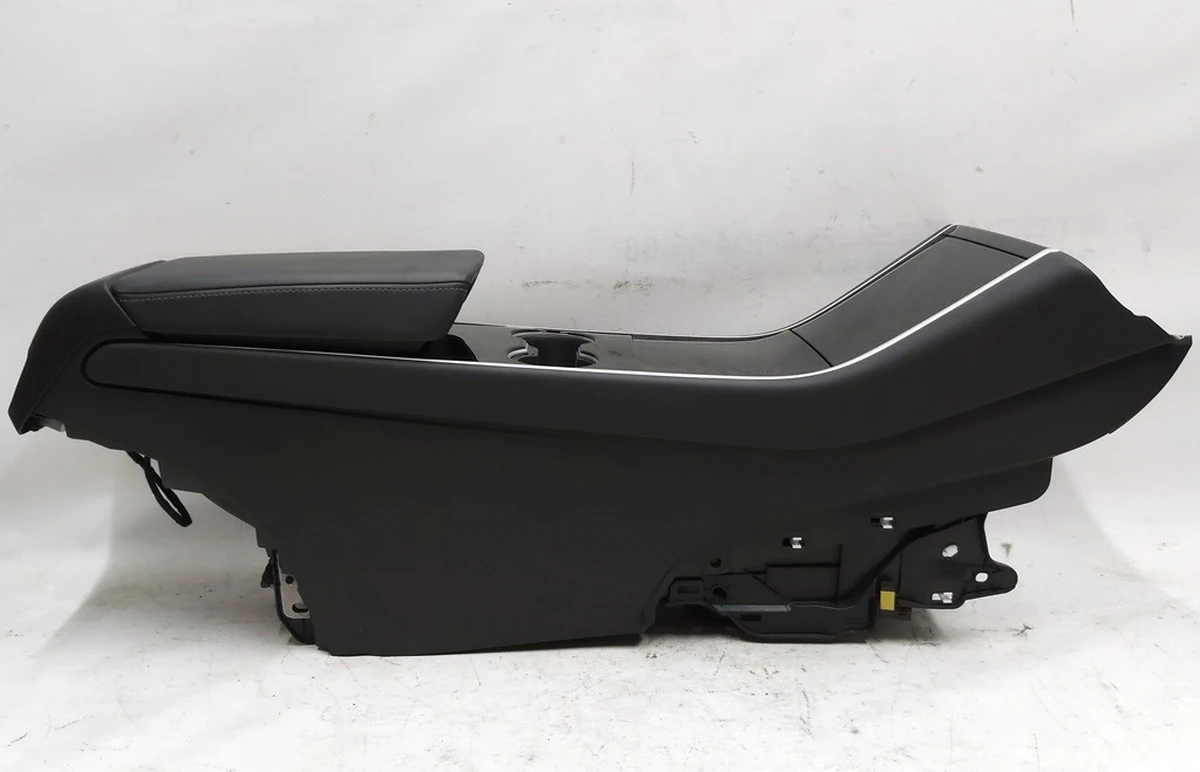 1 Центральная консоль подлокотник Black подстаканник Plastic Black без задней верхней крышки и коврика для телефонов Tesla model 3 1087900-00-E