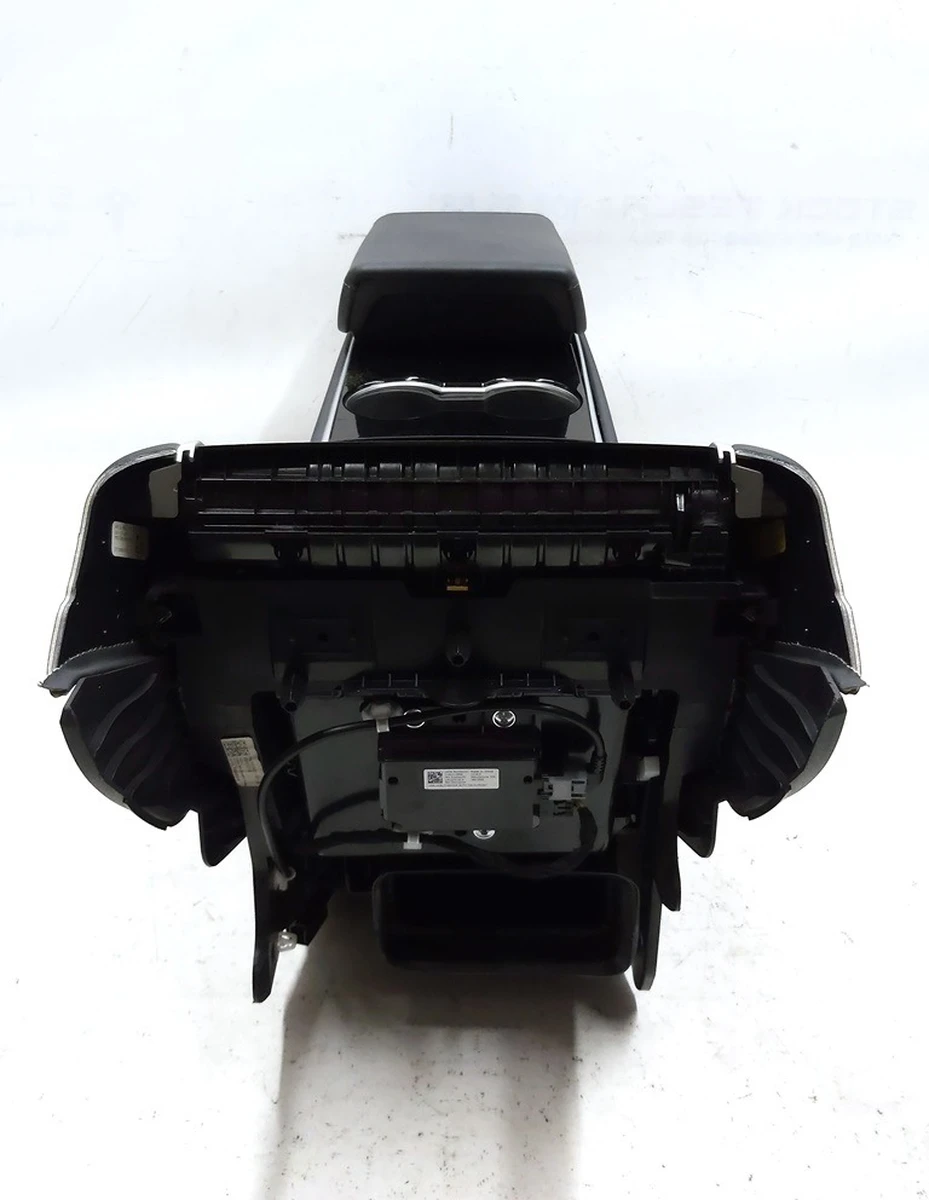 1 Центральная консоль подлокотник Black подстаканник Plastic Black без задней верхней крышки и коврика для телефонов Tesla model 3 1087900-00-E