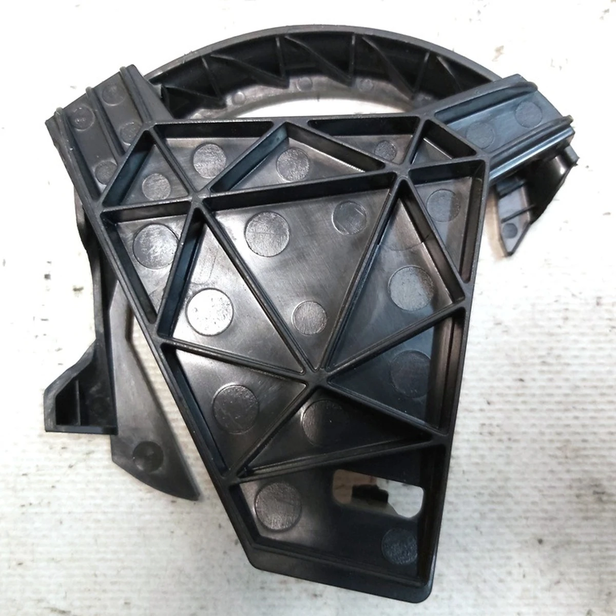 Вставка накладки декоративної сидіння водія нижньої лівої Tesla Model 3, Model Y 1138981-00-B