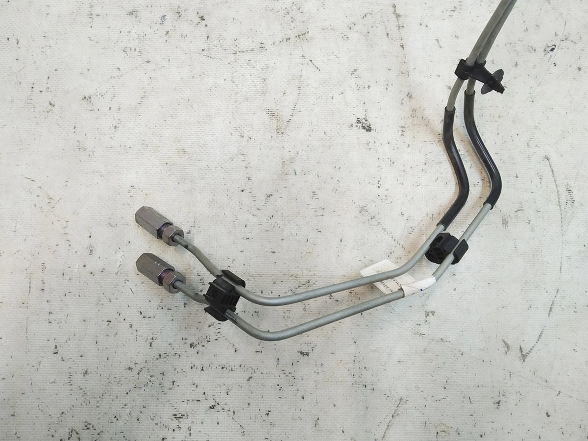 Гальмівна трубка лівого порогу (права та ліва в зборі) Tesla model Y 1188713-00-C