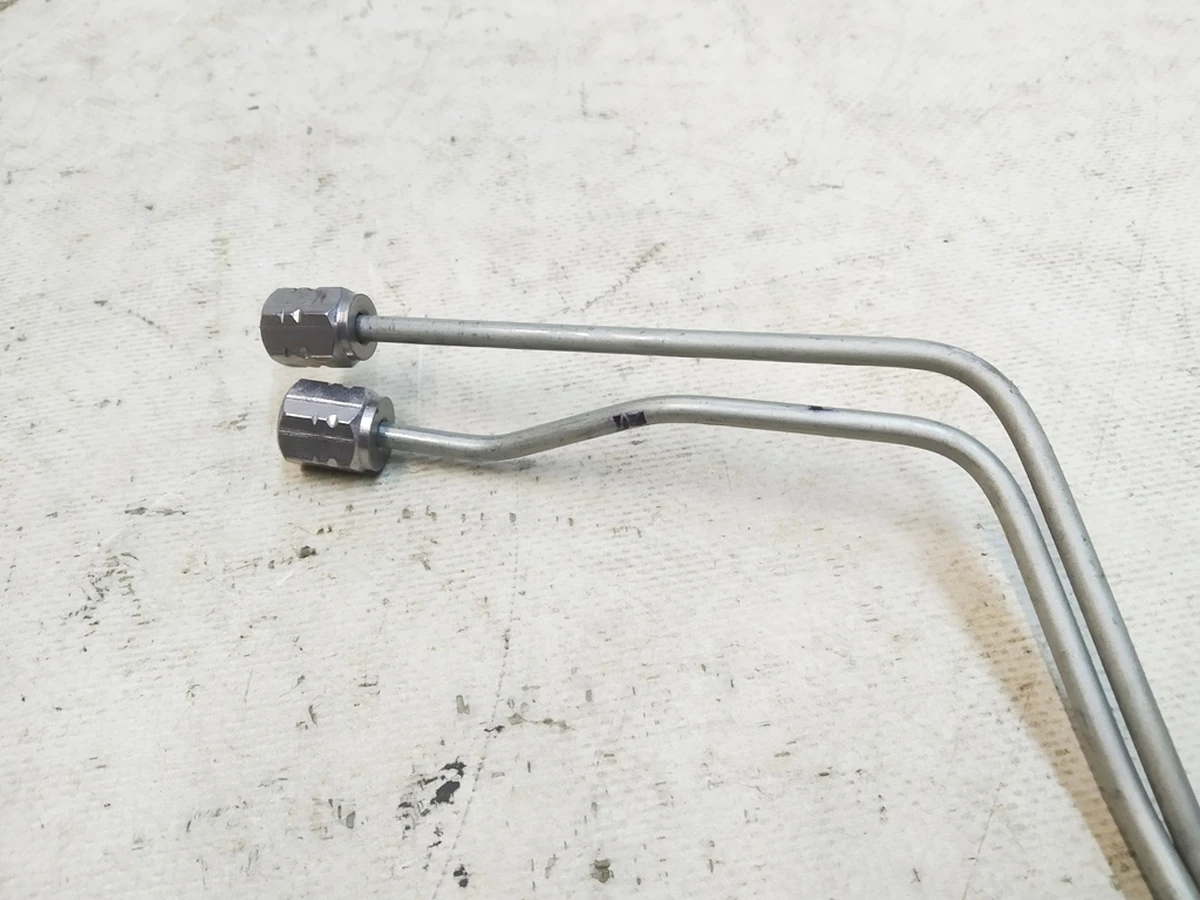 Гальмівна трубка лівого порогу (права та ліва в зборі) Tesla model Y 1188713-00-C