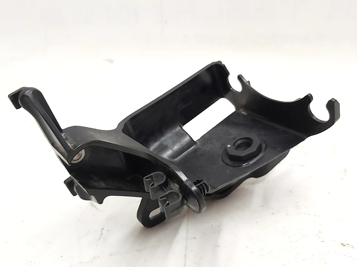 3 Кронштейн крепления модуля ABS Tesla Model 3, Model Y 1188741-50-A