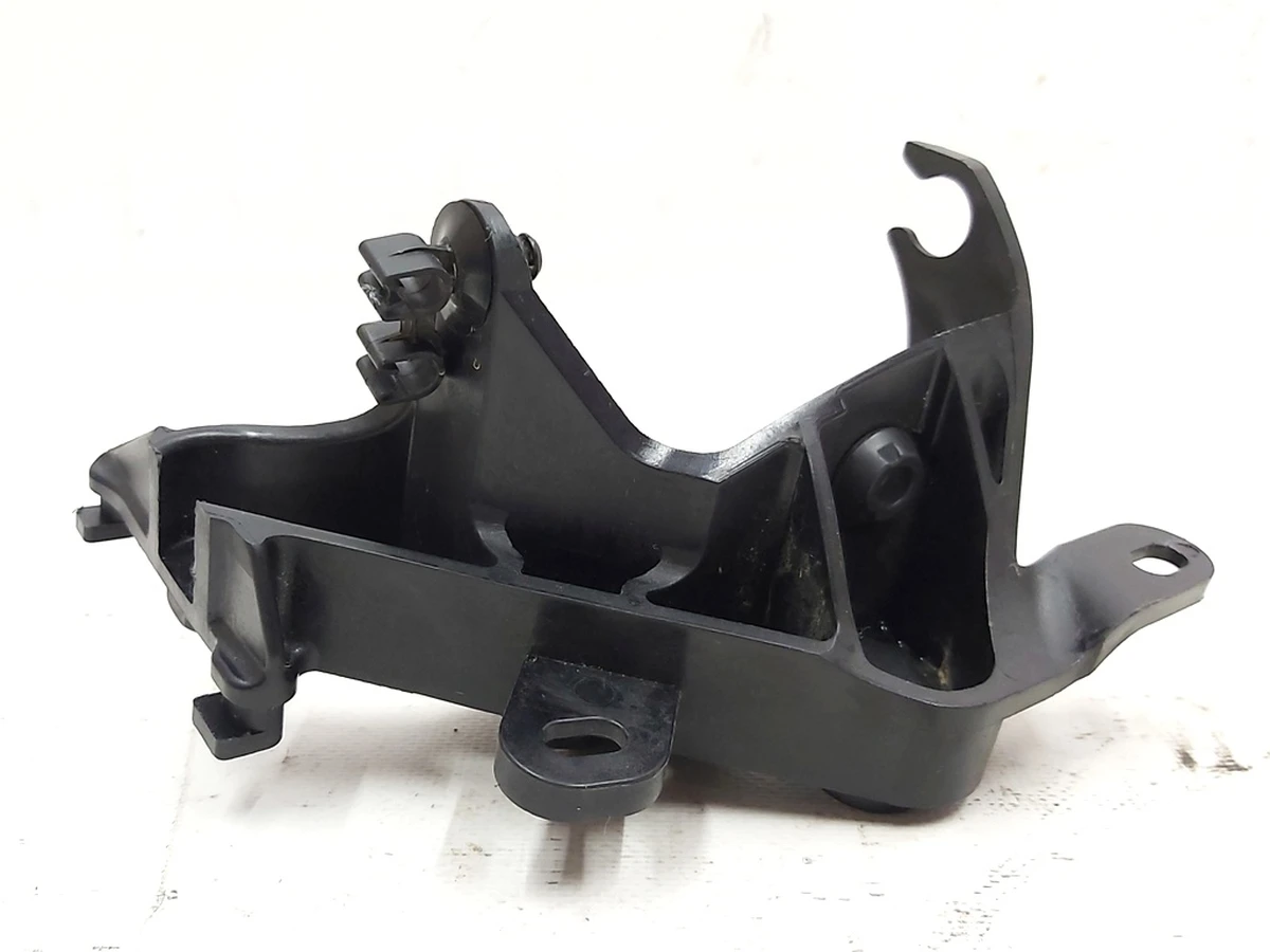 3 Кронштейн крепления модуля ABS Tesla Model 3, Model Y 1188741-50-A