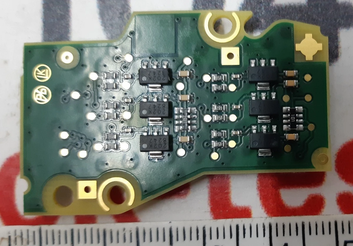 Плата управления переключателя передач в рулевой колонке Tesla model 3 1097662-00-N