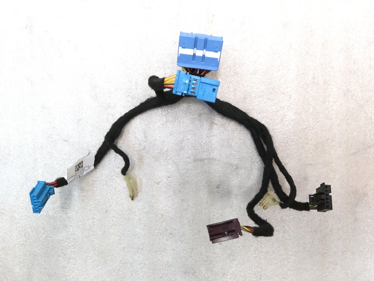 Електропроводка кермового колеса (шлейф) Tesla Model Y 2547534-AE