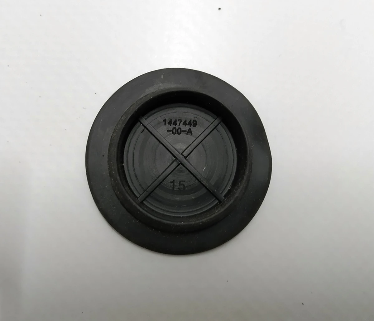 7 Заглушка резиновая (диаметр 25 мм) Tesla Model 3, Model Y 1447449-00-A