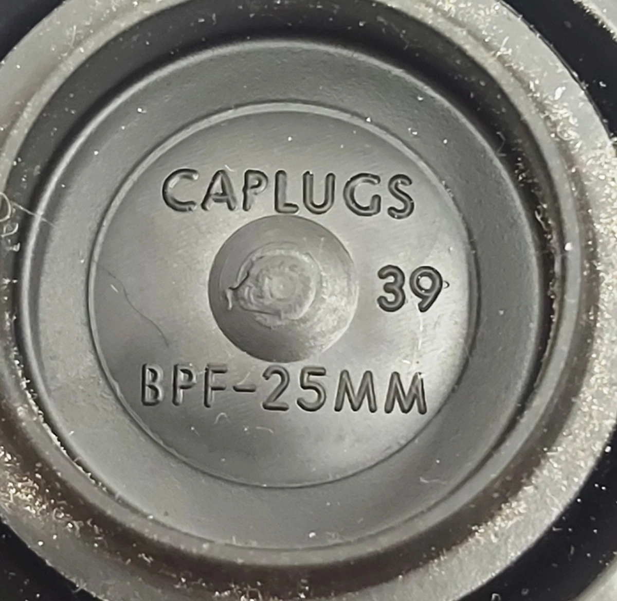 13 PLUG,FLUSH,25,TPV,BLK Tesla model 3 1447449-00-A