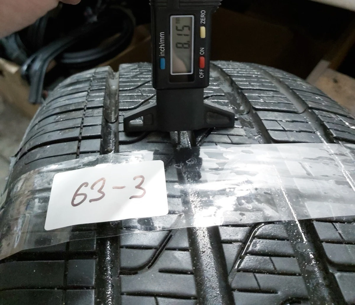 1 Комплект шин (4 единицы) 235/45R18 98V M S PIRELLI CINTURATO P7 8,15 мм 8,16 мм 8,29 мм 8,32 мм Tesla model 3 1450778-00-A