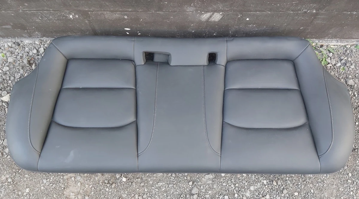 14 CHINA M3 2R SEAT CUSHION PUR BLK Tesla model 3 1452685-C3-C