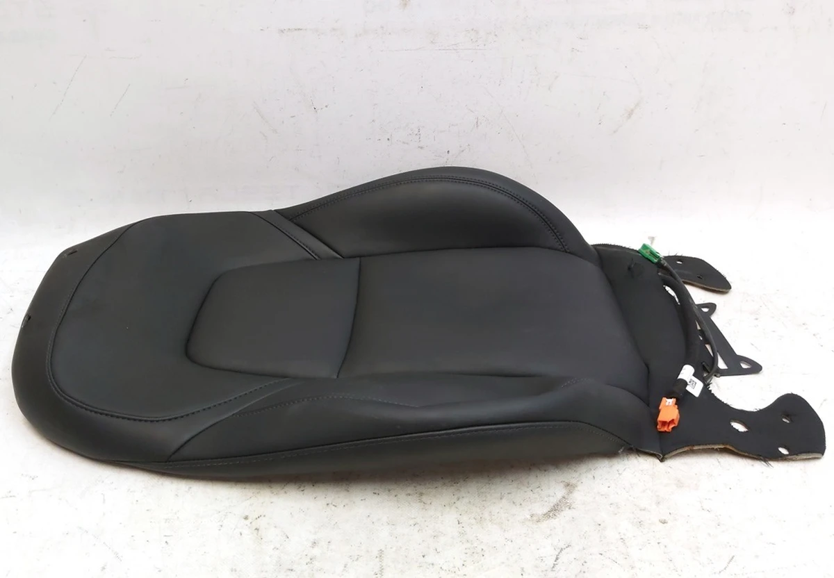 14 Обшивка спинки пассажирского сиденья с подогревом PREM PUR BLK Tesla model 3, model Y 1920673-01-A