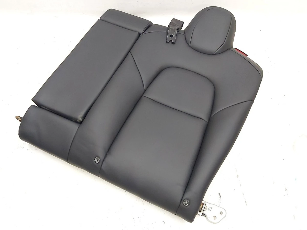 4 Спинка сиденья 2-го ряда двойная PUR BLK в сборе с центральным подголовником и подлокотником Tesla Model 3 1455035-S3-C