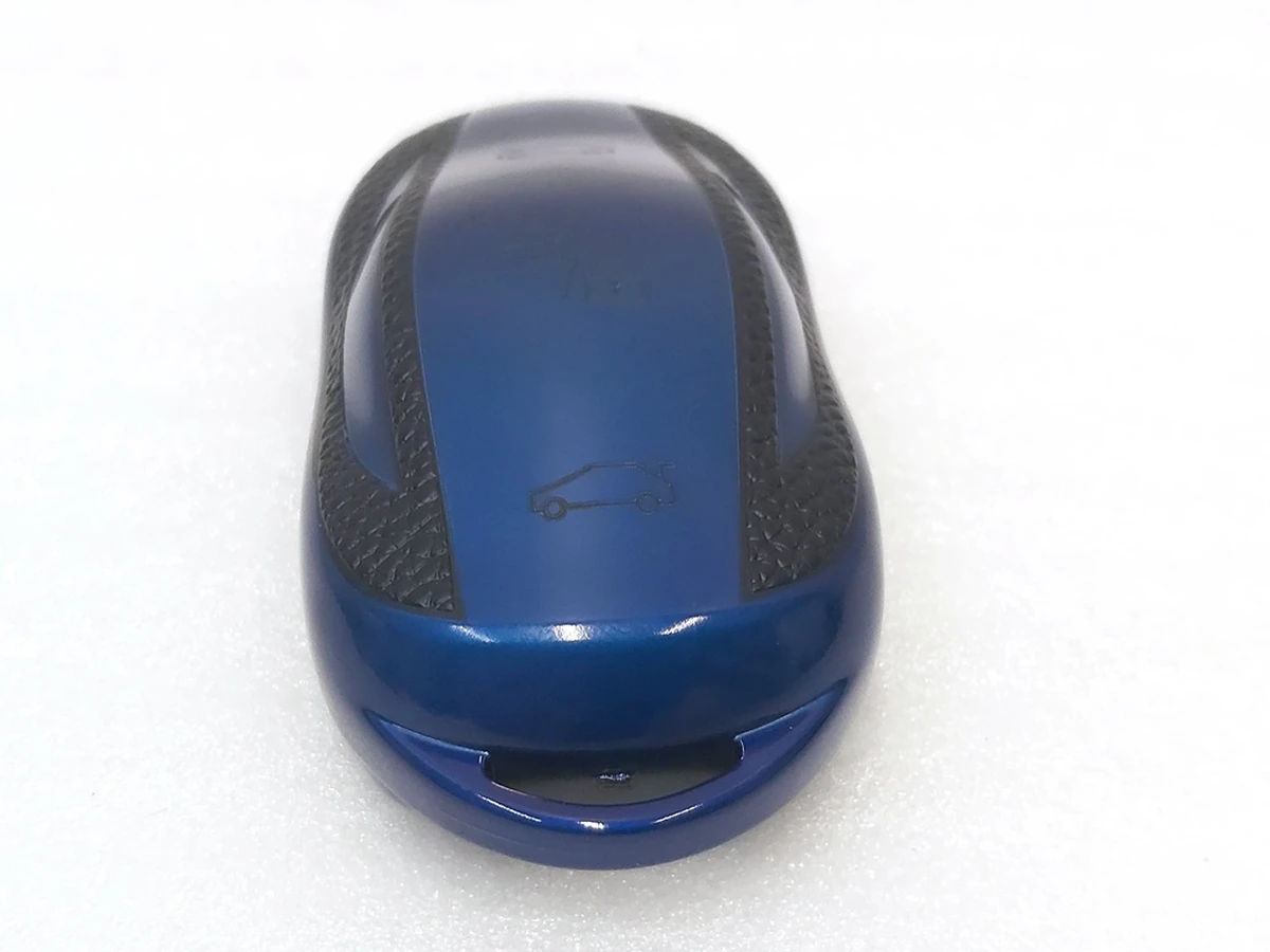 Protective cover for car key (key fob) BLUE Tesla all models (except Model X, Model X Mar 2021) 1819445-00-B