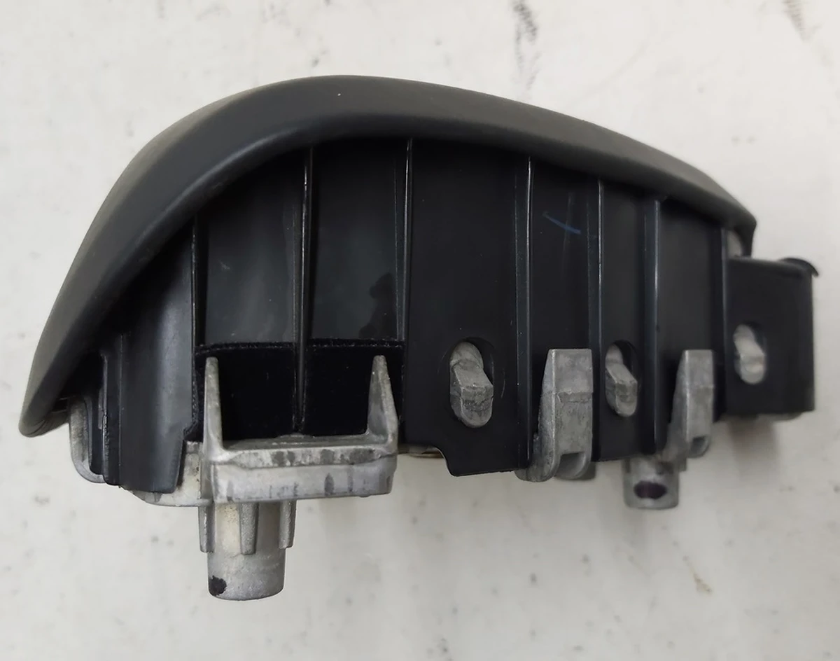 1 Подушка безпеки водія NA шкіра Tesla model S, model S REST, model X 1456163-31-A