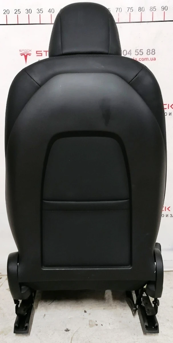 1 Сиденье водительское PREM PUR BLK без преднатяжителя ремня безопасности Tesla model 3 7654322-01-B
