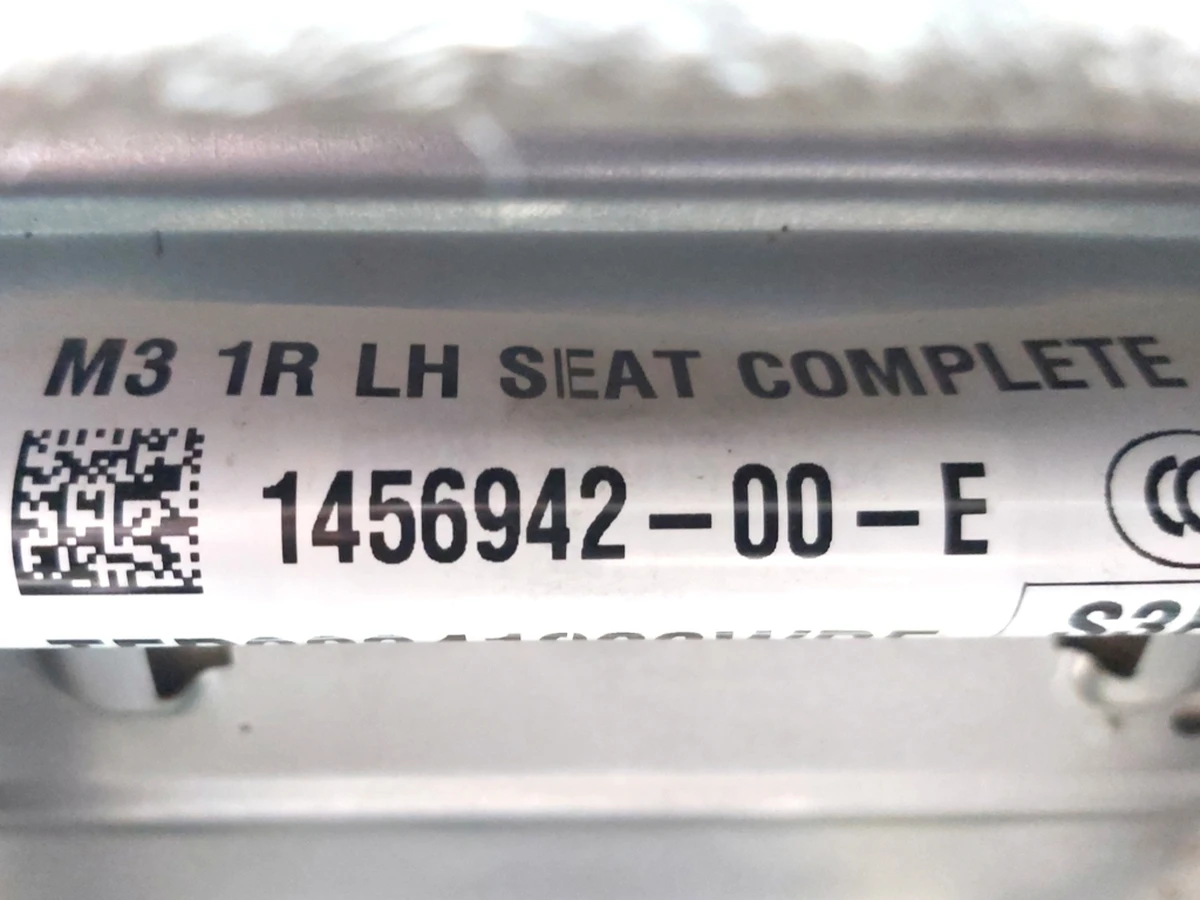 1 Сиденье водительское в сборе с повреждением PRM PUR BLK Tesla Model 3 7654322-01-C