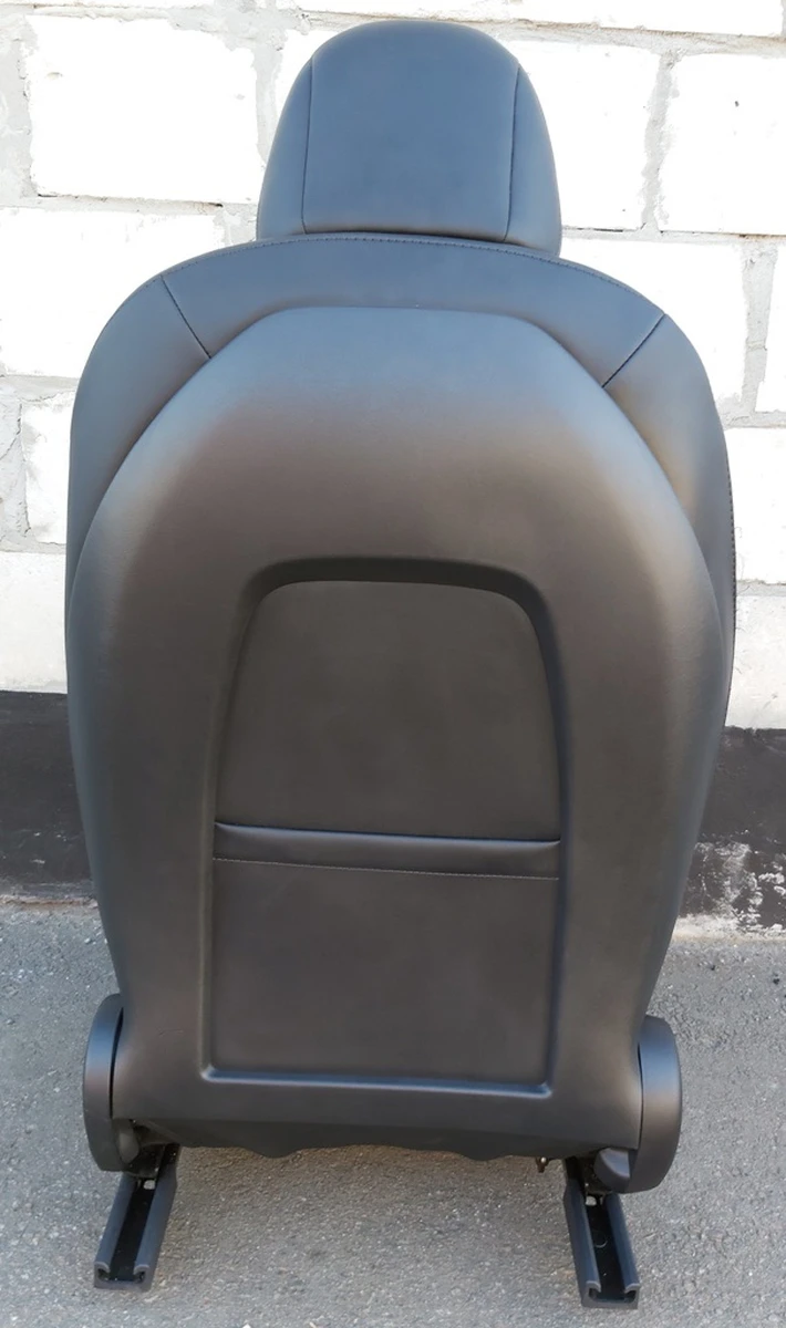 2 Heated passenger seat without pretensioner, sensor, pillow PREM PUR BLK with damage Tesla model 3, model Y 7654324-01-B