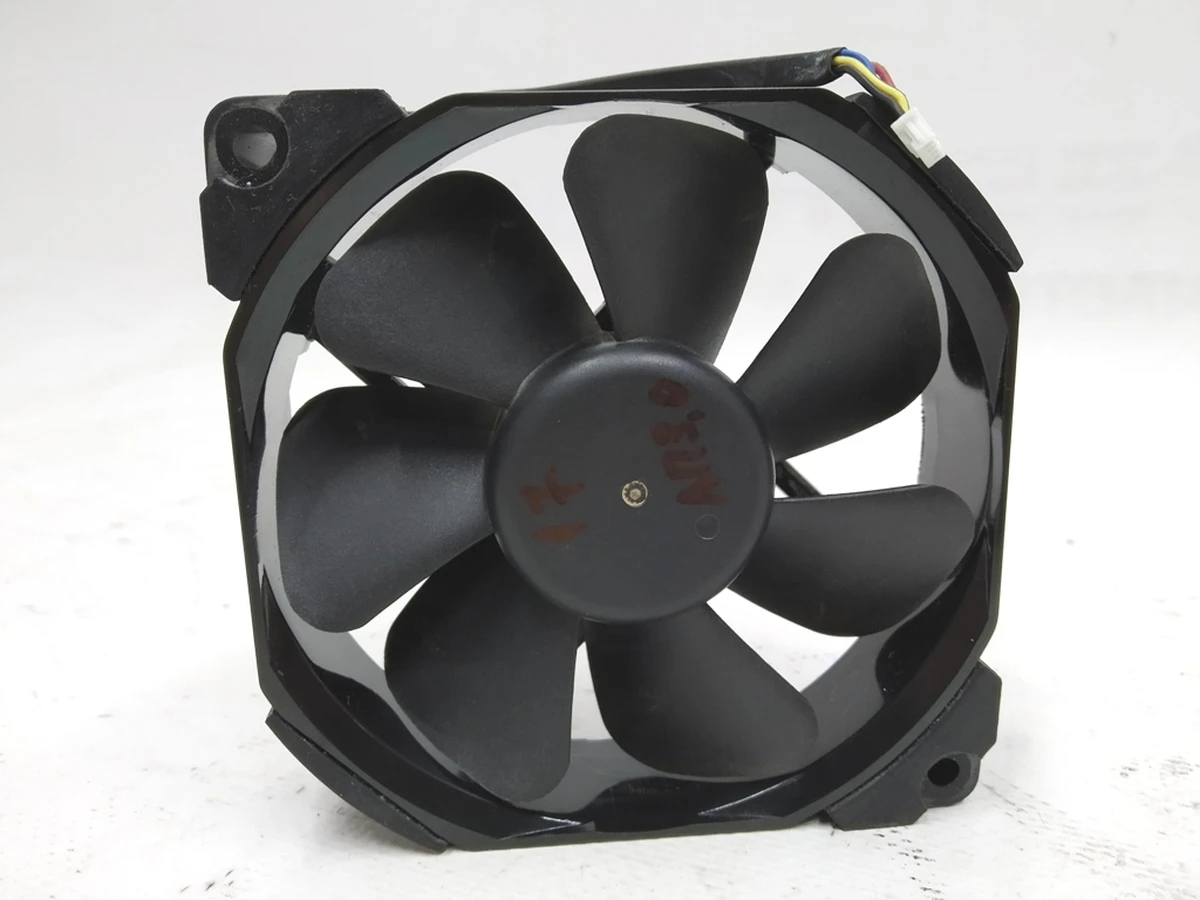 4 Вентилятор охлаждения модуля автопилота 3.0 Tesla Model X 1655000-70-I