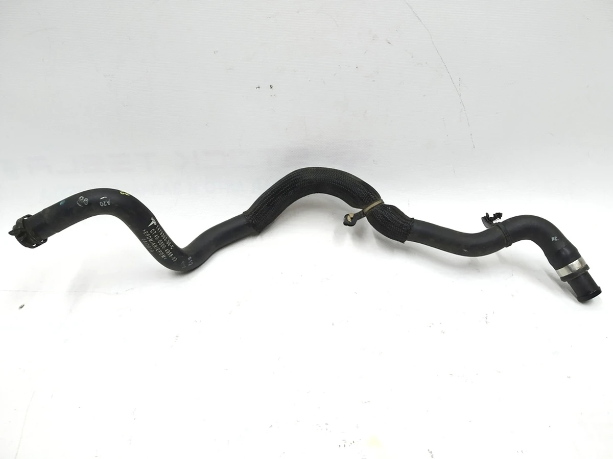 19 Шланг охлаждения 4-х ходовой клапан-насос Tesla model X 1479303-00-C