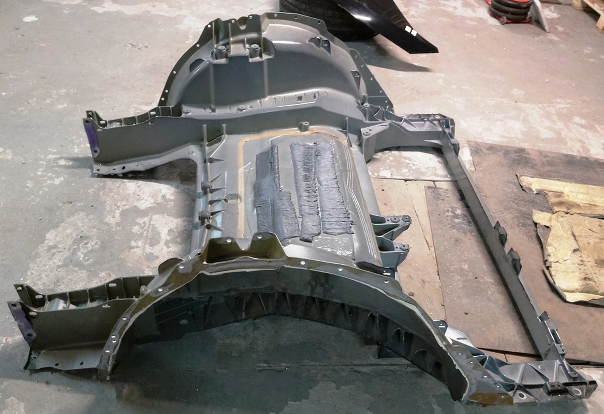 7 Задняя часть кузова в сборе монолит Tesla model Y 1587451-S0-E