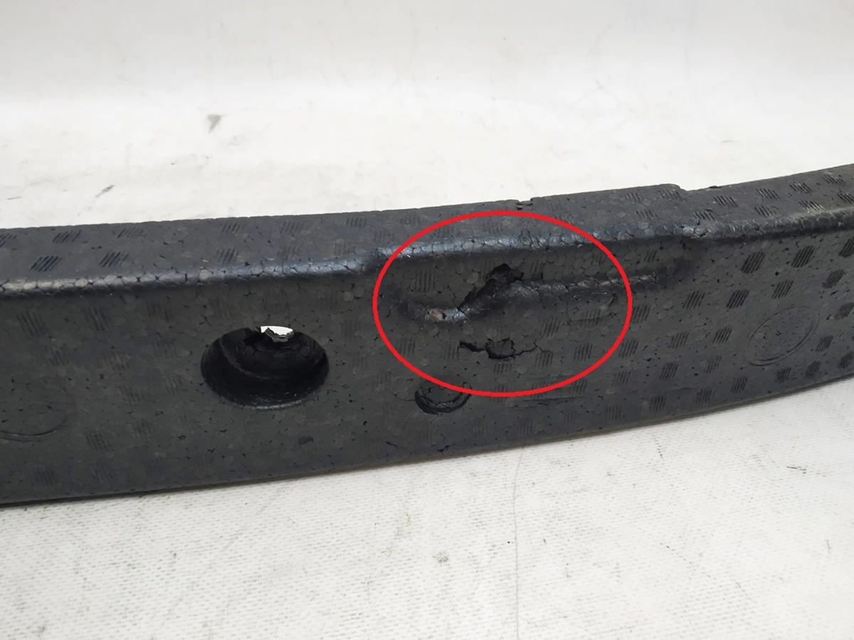 2 Абсорбер бампера переднего (пенопласт)  с повреждением Tesla model Y 1487605-00-A