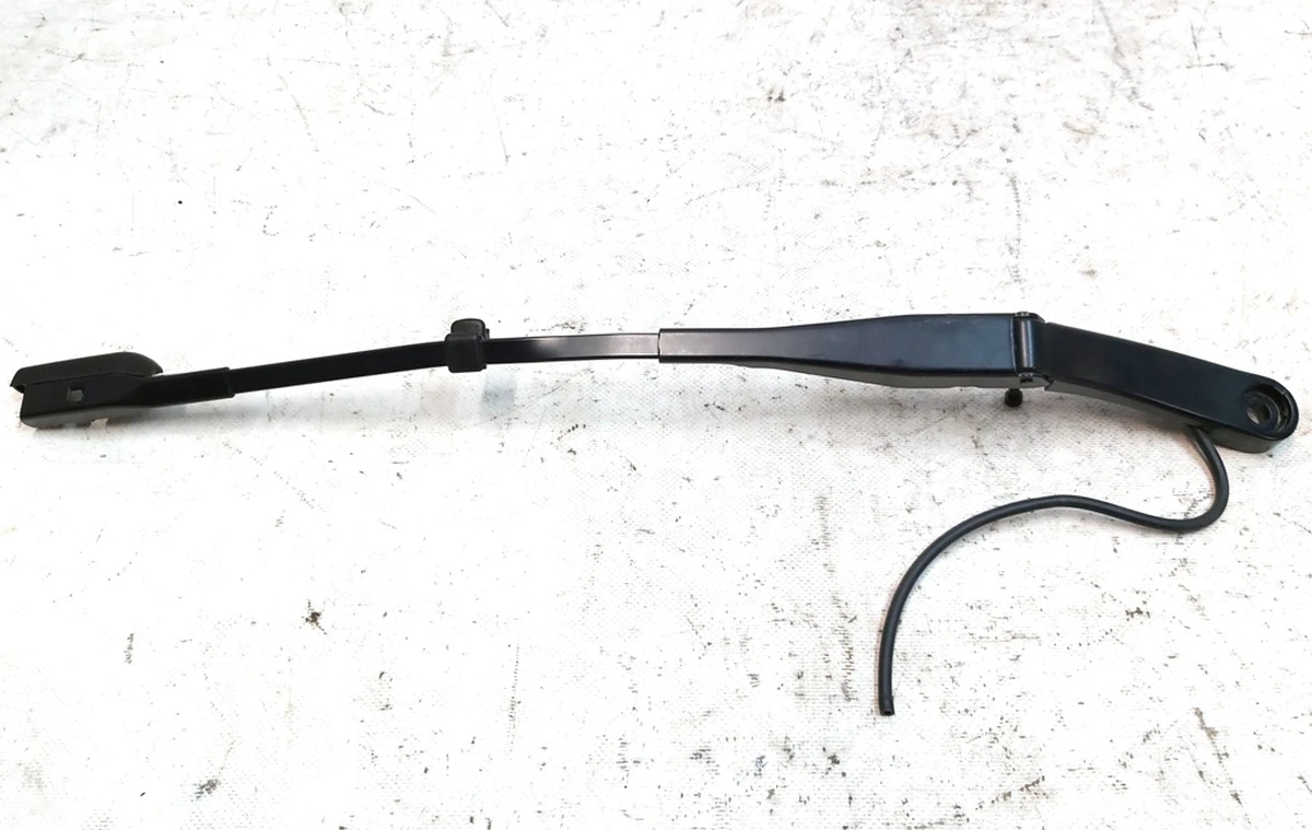 2 Left windshield wiper arm with line and nozzle assembly Tesla model Y 1490245-00-C