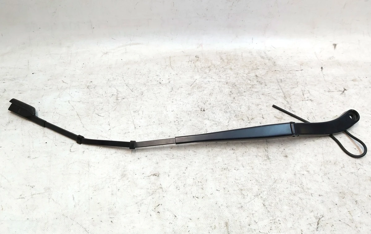 3 Right windshield wiper arm with line and nozzle assembly Tesla model Y 1490248-00-C