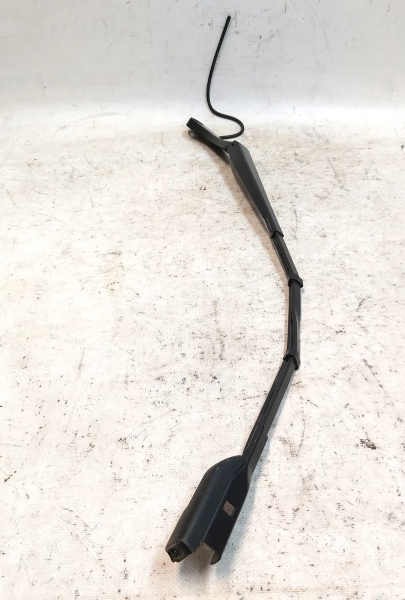 3 Right windshield wiper arm with line and nozzle assembly Tesla model Y 1490248-00-C