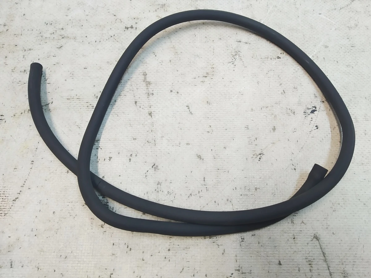7 WASHER HOSE SUB Tesla Model Y 1490398-00-A