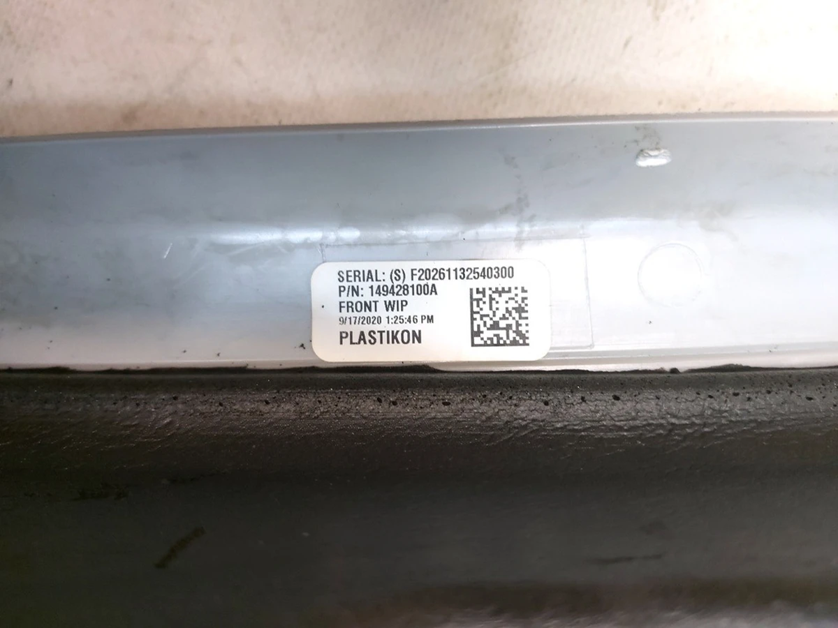 1 Обшивка стелі панорамного даху PROVIDENCE GREY Tesla model Y 1593718-40-B