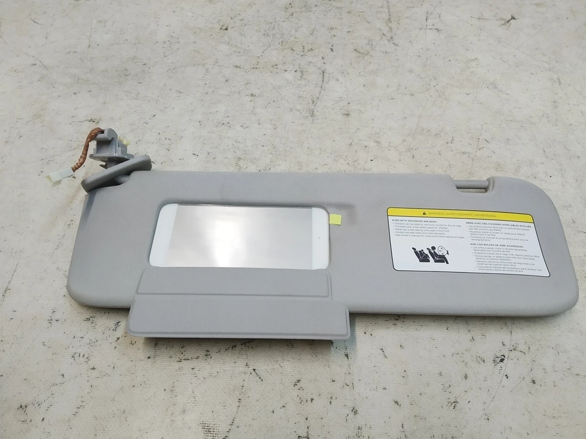 1 Козирок сонцезахисний лівий водійський PROVIDENCE (текстиль) з пошкодженням Tesla model 3, model Y 1490405-01-B